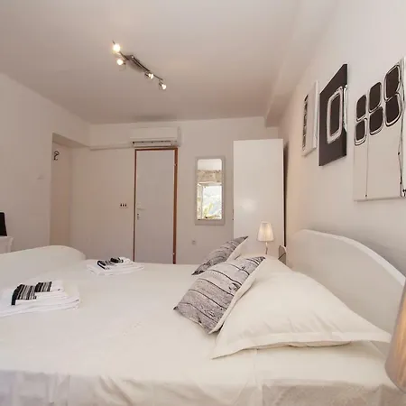 Guest House Holiday Korčula