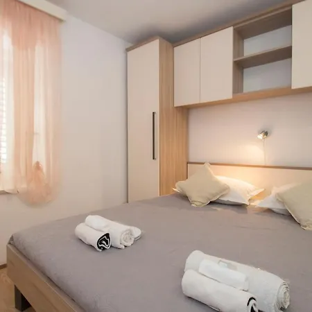 Guest House Holiday 3* Korčula